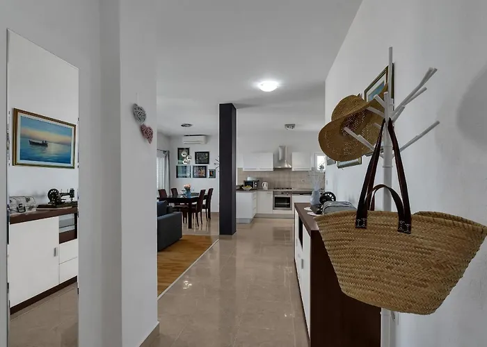 Appartamento Stunning City View Makarska