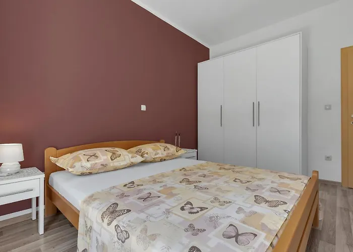 Stunning City View Appartamento Makarska