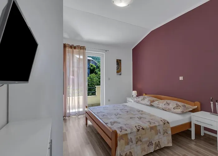 Stunning City View Makarska