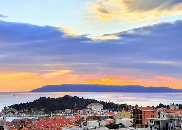 Stunning City View * Makarska