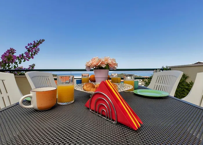 Apartment Stunning City View *